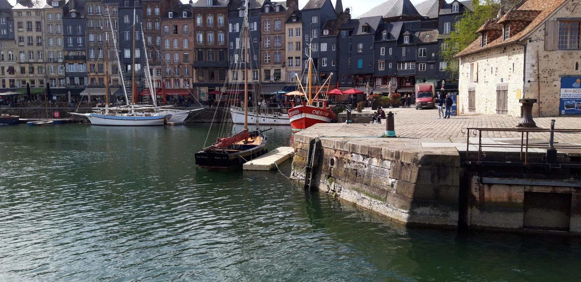 Le Petit Honfleur Apartment Exterior photo